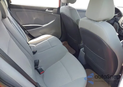 2013 Hyundai Accent Gls z USA, uszkodzony, nr VIN KMHCT4AE8DU556508